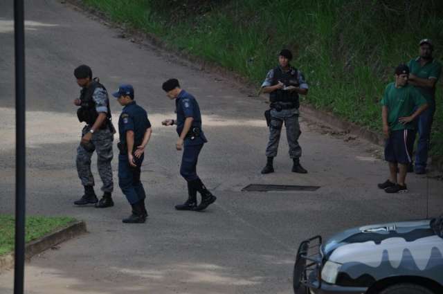 Choque e Bope isolam local da posse de secret&aacute;rios ap&oacute;s suspeita de bomba