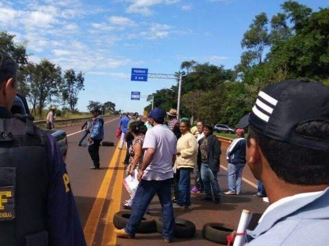 Protesto continua e 5 rodovias de MS est&atilde;o bloqueadas; confira trechos