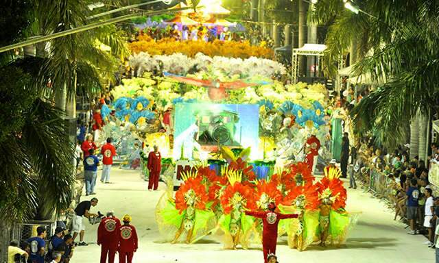  Mocidade Independente de Nova Corumb&aacute; &eacute; campe&atilde; do carnaval 2012