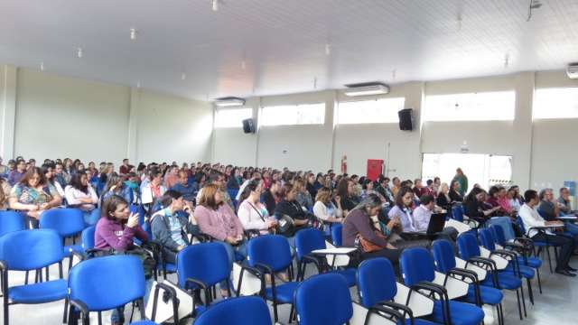 Professores estaduais de Dourados v&atilde;o defender greve em assembleia da Fetems