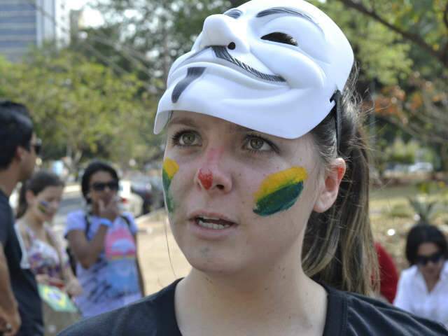  Estudante de 15 anos &eacute; atropelado por carro em marcha contra corrup&ccedil;&atilde;o 