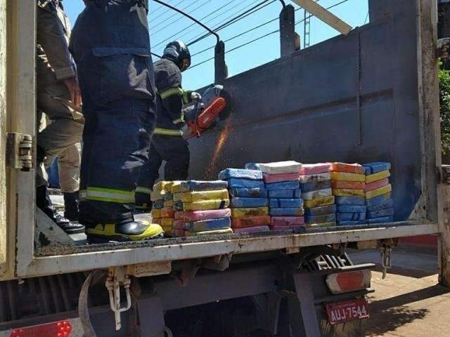 Em oito meses, pol&iacute;cia apreende o dobro de coca&iacute;na do ano passado