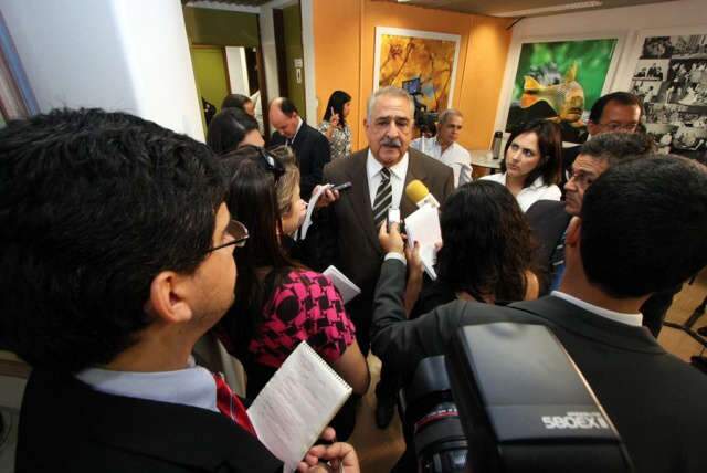  Assembleia aguarda projetos de Andr&eacute; e TJ na reta final