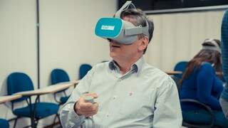 Óculos de realidade virtual. (Foto:Divulgação/Faculdade NOVOOESTE)