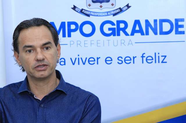 Marquinhos diz que s&oacute; antiga gest&atilde;o pode explicar doa&ccedil;&atilde;o de &aacute;rea a &ldquo;sortudos&rdquo;