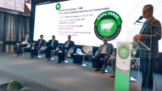 Governo e JBS firmam pacto para valorizar em at&eacute; 3% carne de qualidade