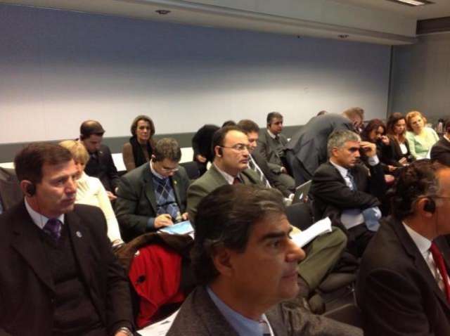 Na Inglaterra, Nelsinho tem reuni&atilde;o na Prefeitura de Londres