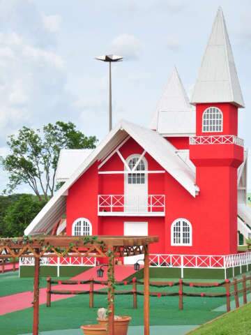  Confira a programa&ccedil;&atilde;o art&iacute;stica e cultural da cidade do Papai Noel na Capital