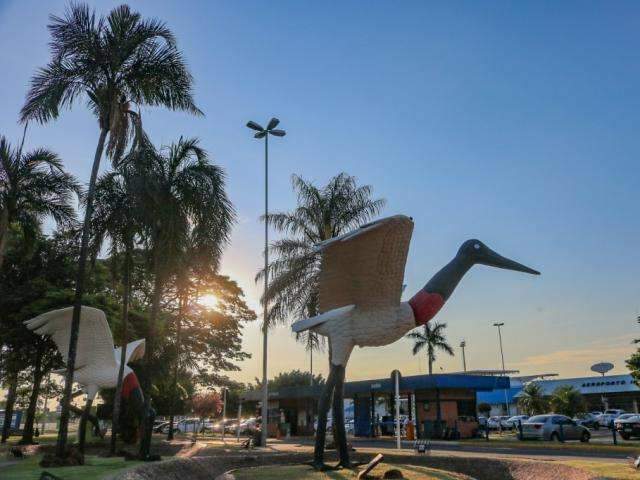 Temperatura pode chegar aos 35&deg;C, mas previs&atilde;o ainda &eacute; de chuva em MS 