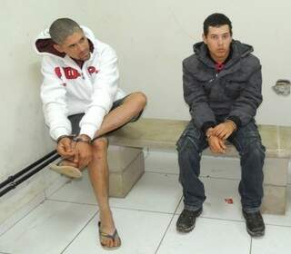 Rubens e Rafael foram presos na noite de ontem. (Foto: Rádio Caçula)