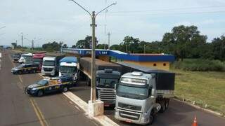 Foram nove veículos apreendidos (Foto: Divulgação)