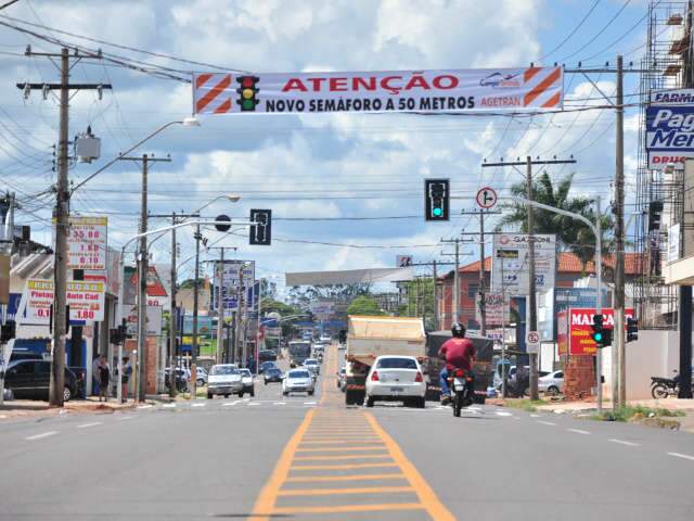  Agetran ativa sem&aacute;foro em cruzamento perigoso na rua Cear&aacute;