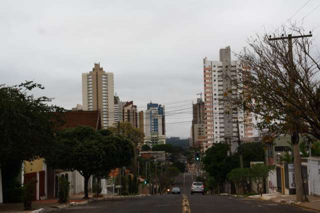 Com vento forte, sensa&ccedil;&atilde;o de frio chega a 3&ordm;C em Campo Grande 