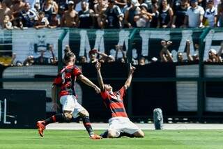 Patrick comemora gol que deu título ao Flamengo. (Foto: Marcello Zambrana/AGIF/Lancepress)