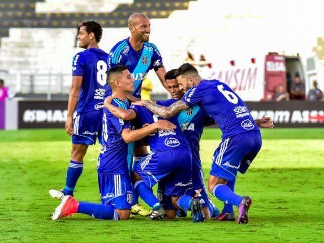 Em dia de goleadas no Brasileir&atilde;o, Ponte Preta tamb&eacute;m faz 4 a 0 sobre o Sport 