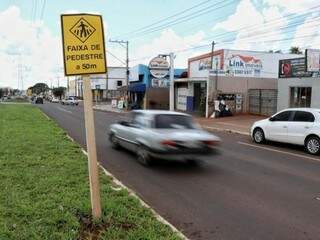 Avenida Guaicurus liga bairros Aero Rancho às Moreninhas. (Foto: Henrique Kawaminami)