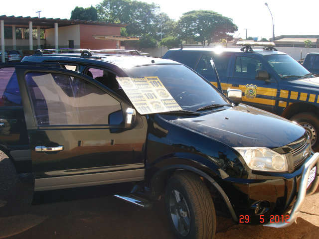  PRF apreende quase 100 kg de maconha com jovem que levaria droga at&eacute; SC