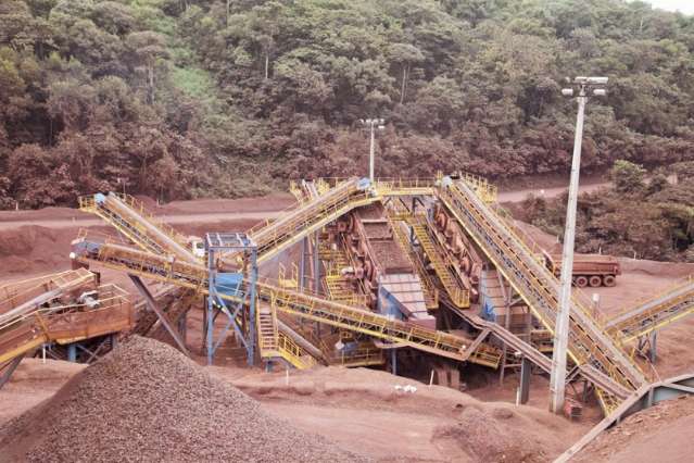 Fiems diz que ind&uacute;stria abriu 9,7 mil postos de trabalho este ano