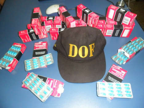  DOF apreende 600 c&aacute;psulas de medicamento proibido no Brasil