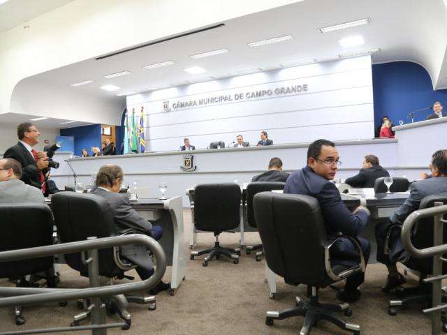 C&acirc;mara d&aacute; at&eacute; 21 de fevereiro para servidores provarem que s&atilde;o ficha limpa