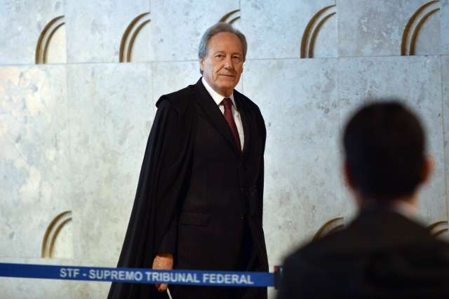 Liberdade de casal Olarte depende de juiz &lsquo;sigiloso&rsquo; ou de ex-presidente do STF