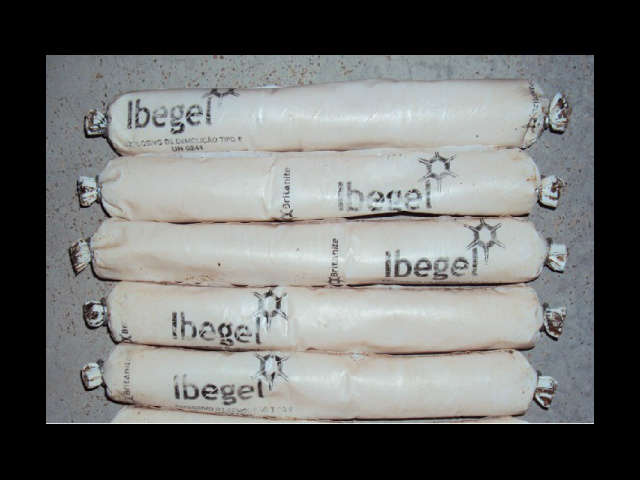  Pol&iacute;cia apreende explosivos em bairro de Corumb&aacute; 