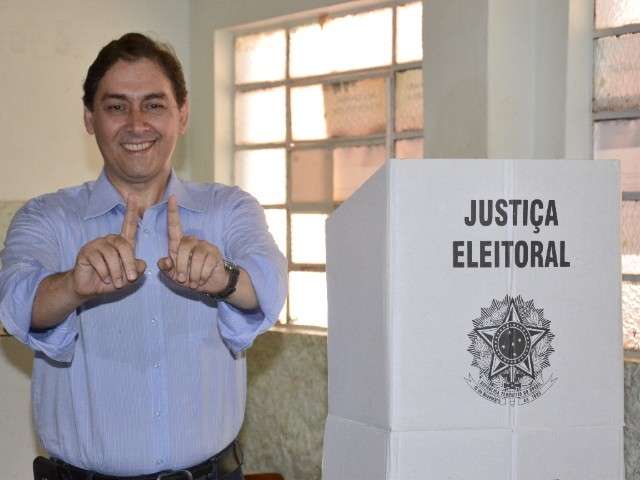 Em 40 minutos de apura&ccedil;&atilde;o, Capital conhece novo prefeito, Alcides Bernal