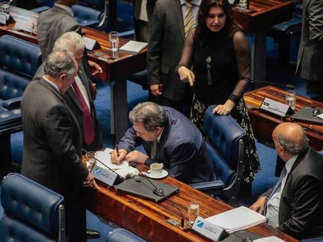 Senadores de MS criticam cria&ccedil;&atilde;o de fundo para financiar campanhas
