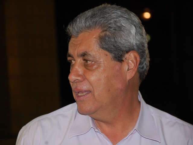  Senado aprova divis&atilde;o dos royalties do pr&eacute;-sal para todos os estados