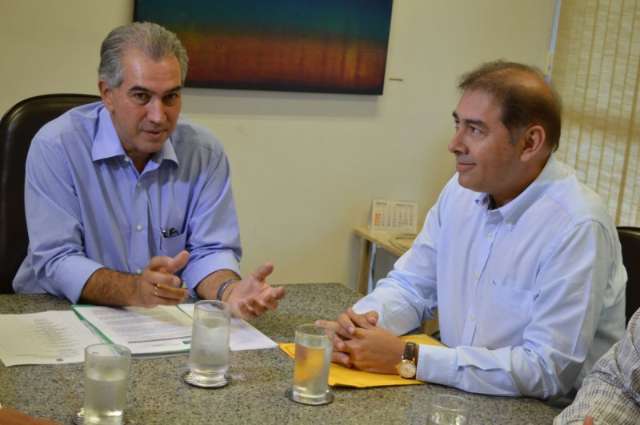 Bernal quer refazer conv&ecirc;nio com governo para investir em estradas e pontes