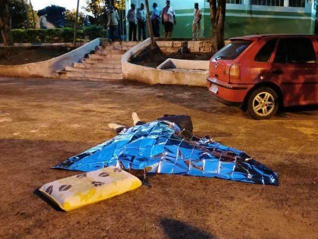 Homem de 41 anos &eacute; morto a tiros em terminal rodovi&aacute;rio 