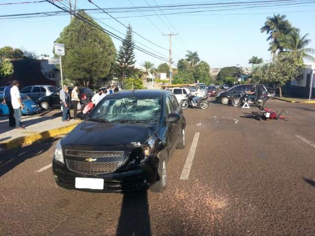 Acidente é causado pela falta de sinalização em ruas movimentadas