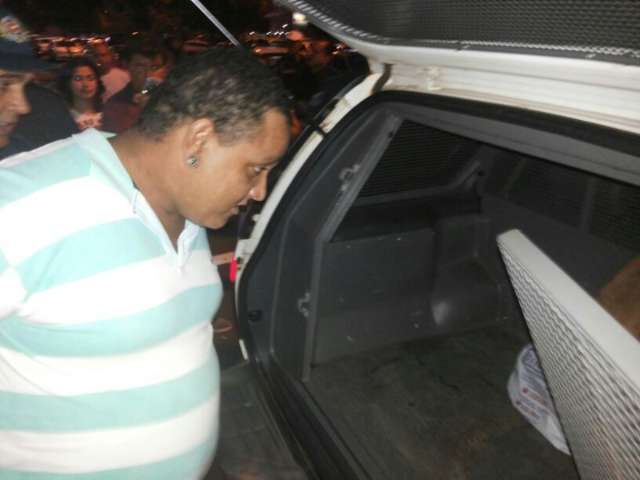 Ap&oacute;s ser liberado, jovem &eacute; preso por desacatar policiais em Shopping 