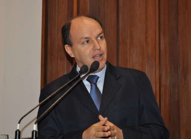 Partidos preparam conven&ccedil;&otilde;es e fazem pesquisas em quatro cidades