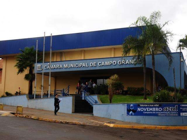 Justi&ccedil;a manda C&acirc;mara suspender pagamentos de vereador condenado
