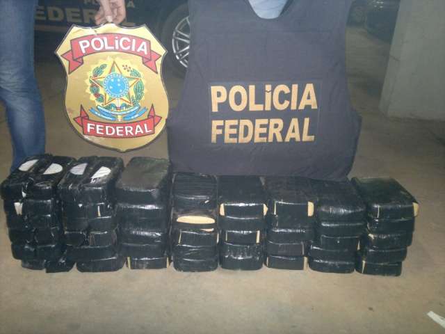 Casal &eacute; flagrado com 45 quilos de coca&iacute;na em Bataguassu