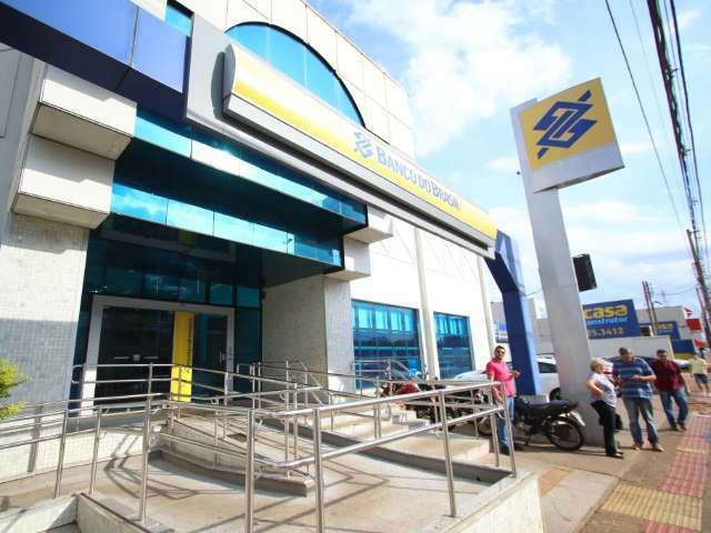 Al&eacute;m de fechar ag&ecirc;ncias, Banco do Brasil vai restringir atendimento