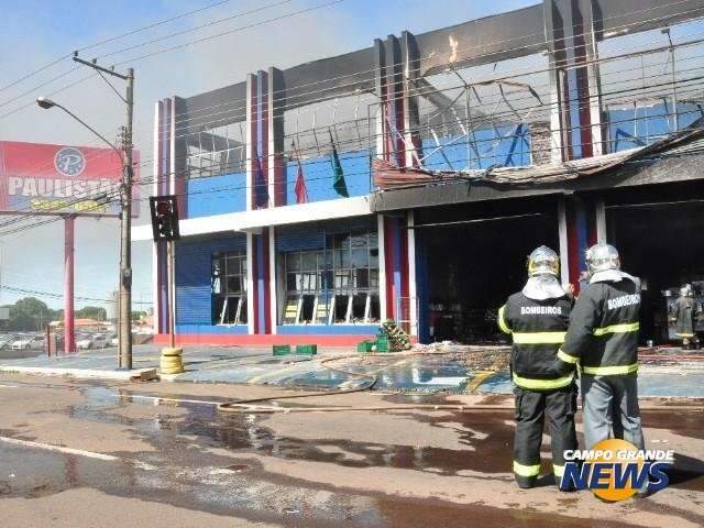 Vizinha de loja incendiada na Costa e Silva ser&aacute; indenizada em R$ 28 mil