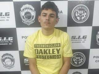 Jackson Jackes Estigarribia, morador em Campo Grande, está preso em Dourados (Foto: Divulgação)