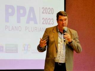 Secretário estadual de Governo, Eduardo Riedel, durante apresentação do PPA (Foto: Divulgação/Governo MS)