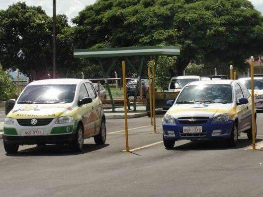 Autoescolas ter&atilde;o que instalar c&acirc;meras e GPS em carros de aulas de dire&ccedil;&atilde;o