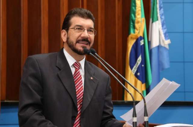Deputado tenta incluir &quot;relat&oacute;rio paralelo&quot; na CPI do Cimi