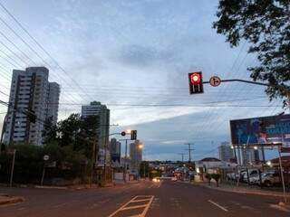 Tempo em Campo Grande nas primeiras horas do dia (Foto: André Bittar)