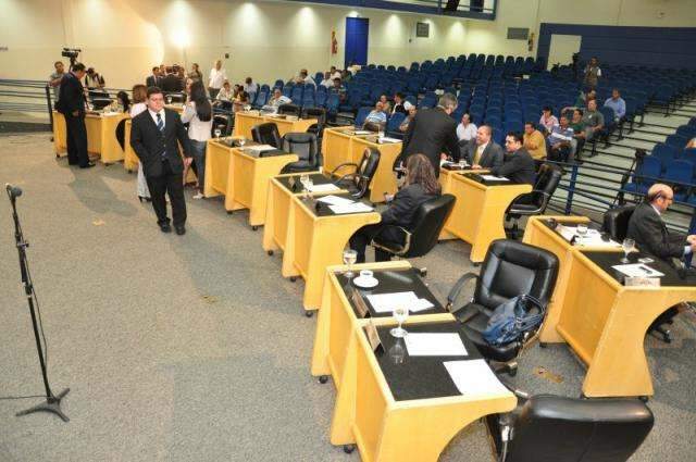 Vereadores aprovam or&ccedil;amento em 1&ordf; vota&ccedil;&atilde;o; sa&uacute;de tem R$ 814,9 milh&otilde;es