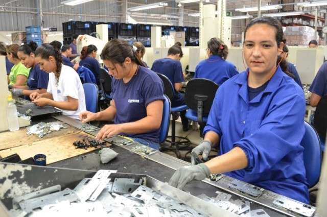 Confian&ccedil;a da ind&uacute;stria tem sexta alta consecutiva