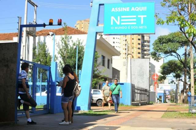 Internet volta ap&oacute;s 2h30 de pane provocada por rompimento de cabo 