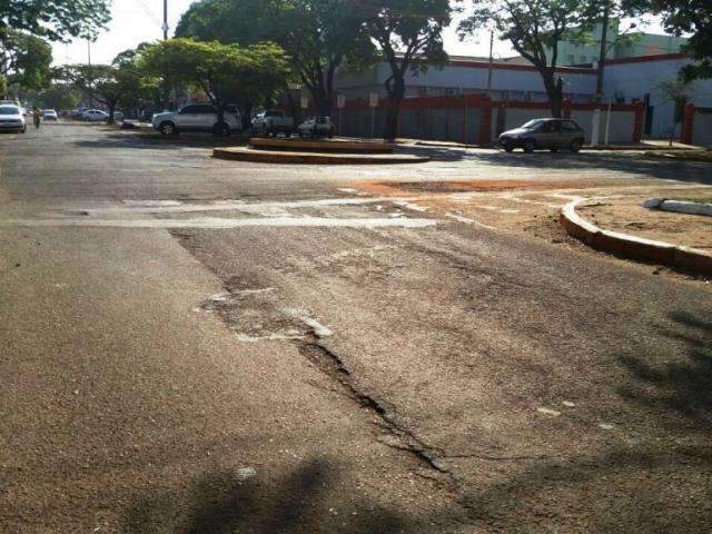 Governo abre licita&ccedil;&atilde;o para recuperar avenidas centrais de Dourados