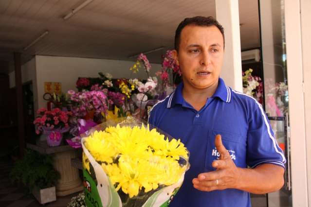 Venda de flores cresce 70% e pre&ccedil;o tem varia&ccedil;&atilde;o de at&eacute; 46% na Capital