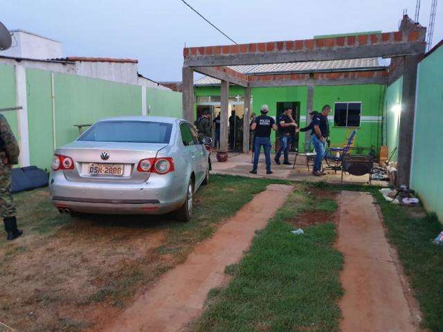 Tr&ecirc;s supostos membros do PCC s&atilde;o presos em opera&ccedil;&atilde;o na fronteira
