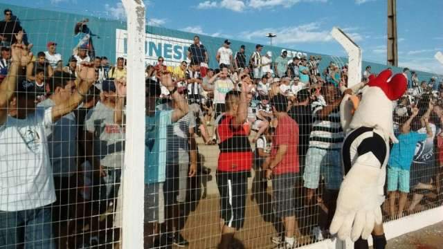 Ap&oacute;s 0 a 0, Comercial vai &agrave; final e gol anulado revolta Corumbaense